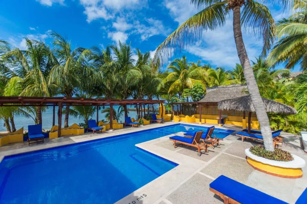 Hotel Meson de Mita rooms beside Anclote Beach