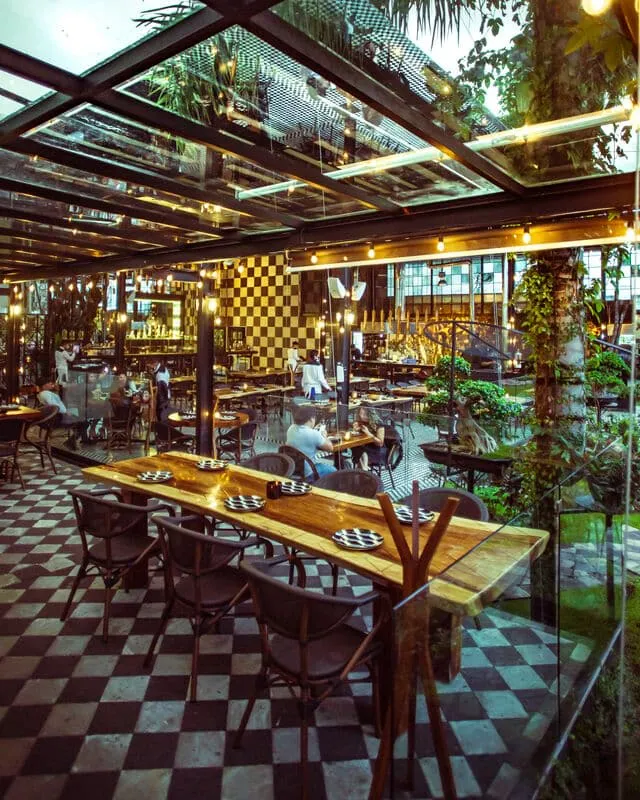 Bruna restaurant dining room with contemporary Mexican plates in Guadalajara
