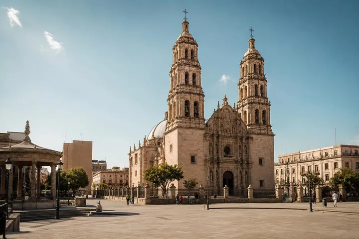 Chihuahua in April: Weather, El Chepe & Tips
