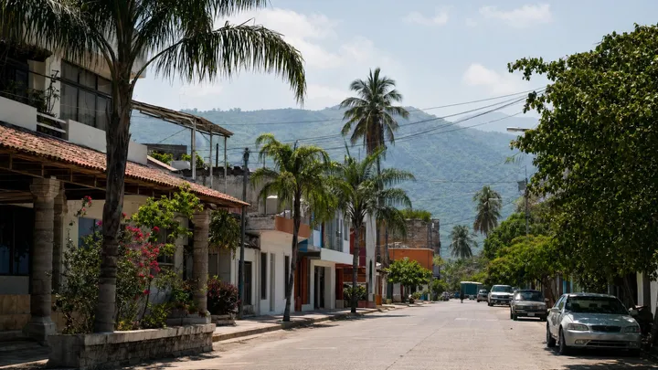 Ciudad Valles in May: Weather & Waterfall Tips