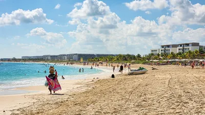 Costa Mujeres Beach: 6 Must-See Attractions for Your Vacation