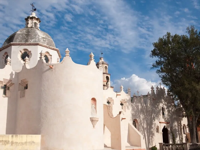 Atotonilco near Dolores Hidalgo and San Miguel de Allende during an August route