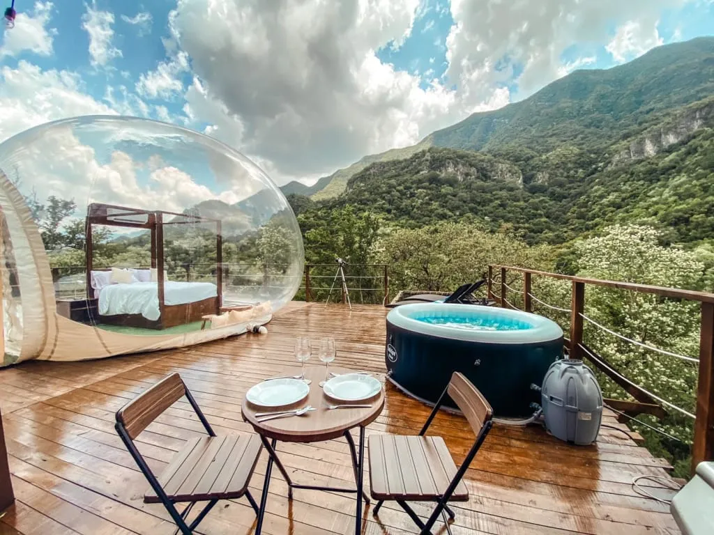 Bubble glamping dome near Monterrey mountain scenery