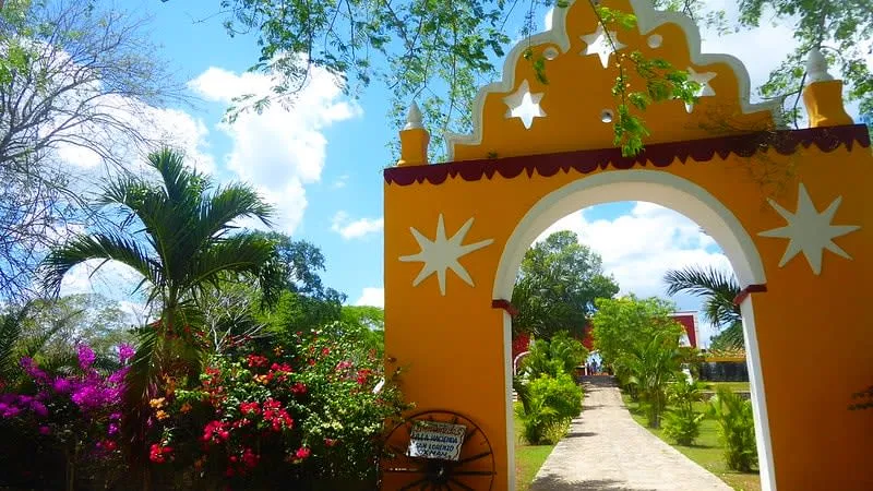 Historic Hacienda San Lorenzo Oxman building and garden near Valladolid