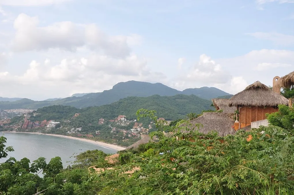 Ixtapa Zihuatanejo: The 2024 Edit of the Top Beaches and Hotels
