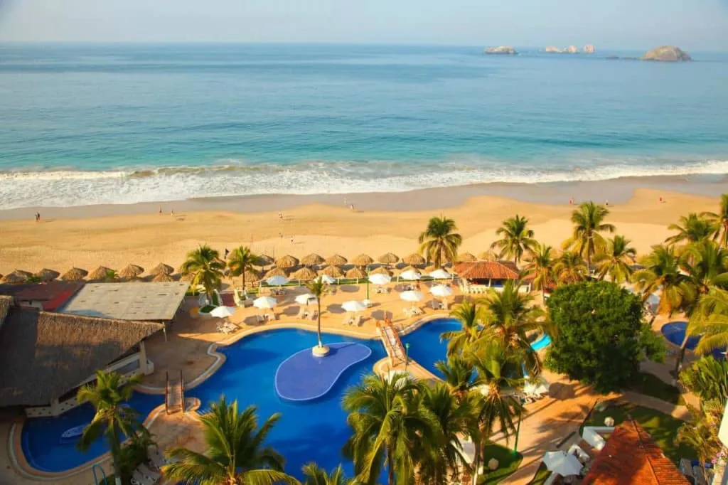 Krystal Ixtapa resort facing Playa El Palmar