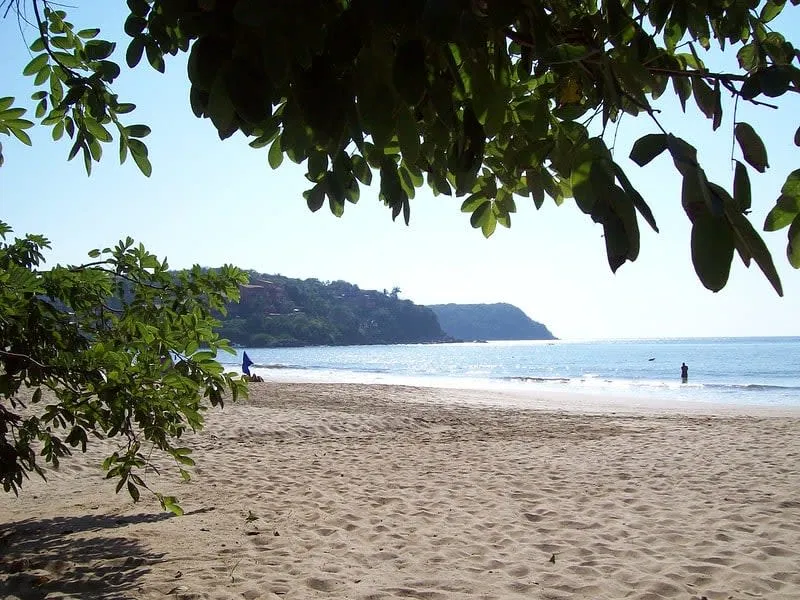 Calm water and white sand at Playa Quieta