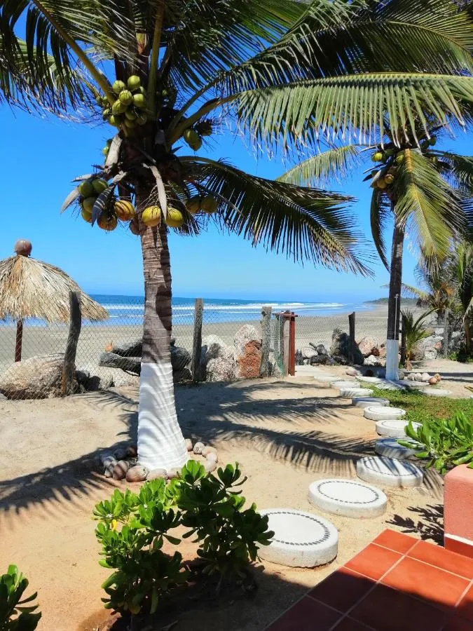 Casa La Quinta Ola hotel in Playa Troncones