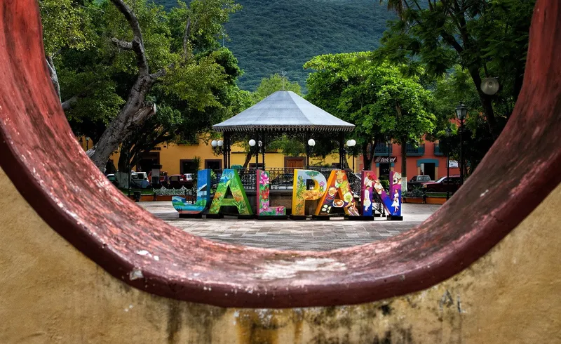 Jalpan de Serra mission in August with green-season sightseeing, morning pacing, and Sierra Gorda route planning