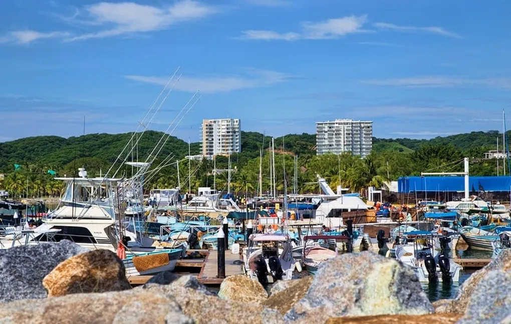La Cruz de Huanacaxtle’s Must-Do Activities: Cruising Through Paradise
