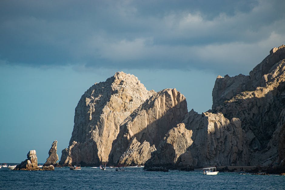 El Arco de Cabo San Lucas — the iconic arch at Land's End, Los Cabos International Airport is 40 km east via Highway 1