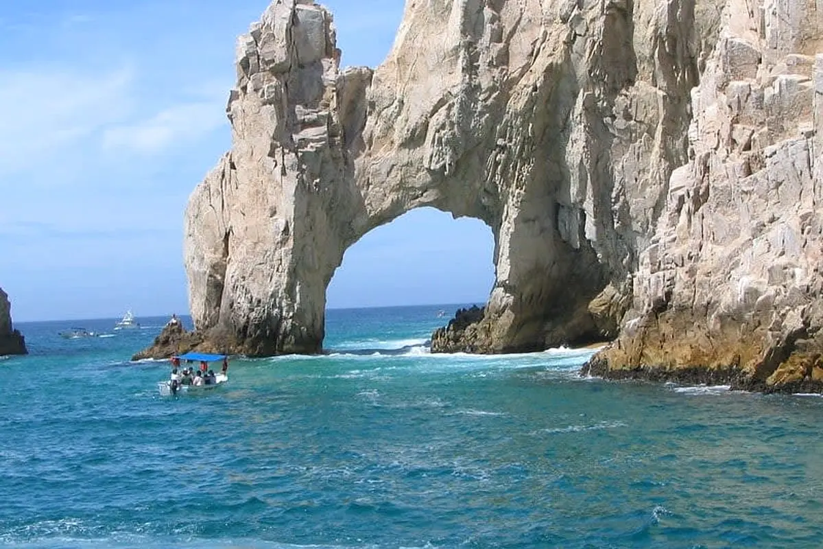 Los Cabos in October 2026: Weather, Value & Risks