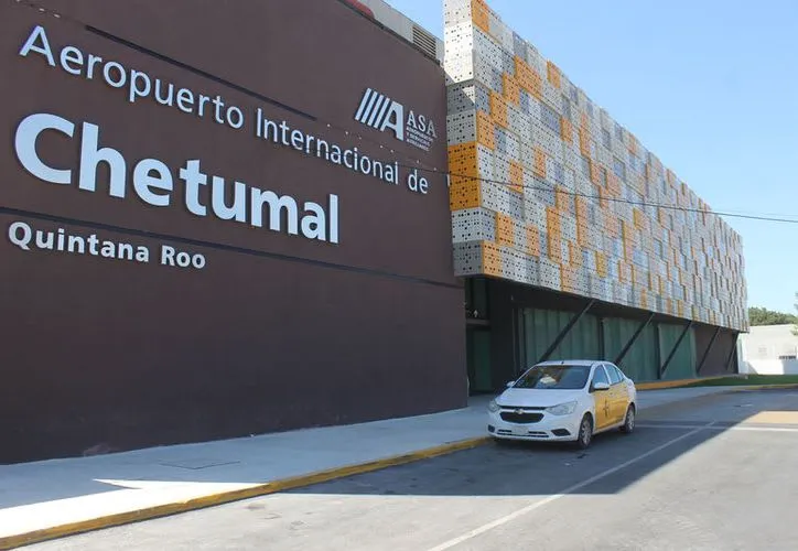 Chetumal airport road connection toward Mahahual on the Costa Maya
