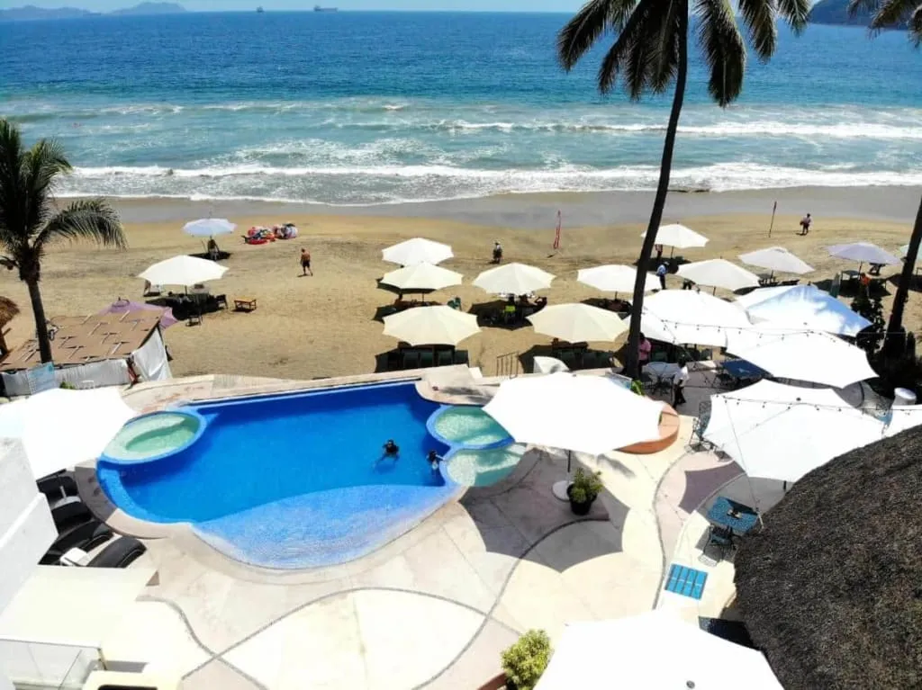 Mar Celeste hotel facing Miramar Beach on the Manzanillo coast