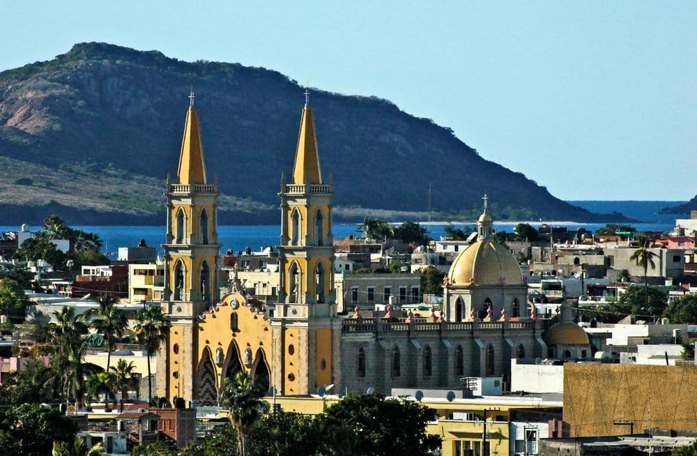 Mazatlán Pacific beach — no sargassum, year-round warm water, and lower prices than Cancun or Los Cabos