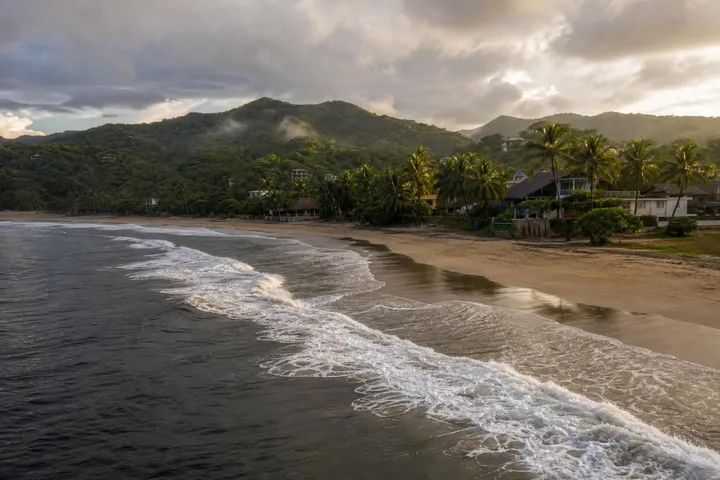 Mazunte in September: Turtles, Rain & Tips