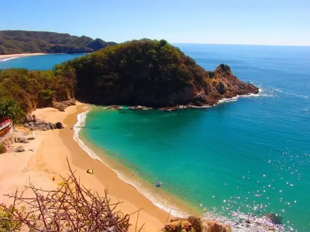 Michoacan&#8217;s Coastal Charms: The 16 Best Beaches for Your Bucket List