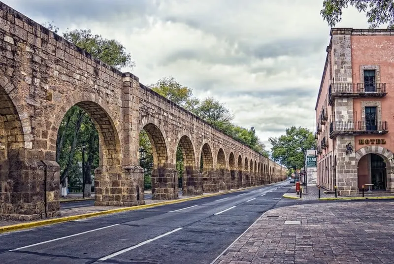 Central Mexico January hotel and route planning with Salamanca as a practical Bajio base