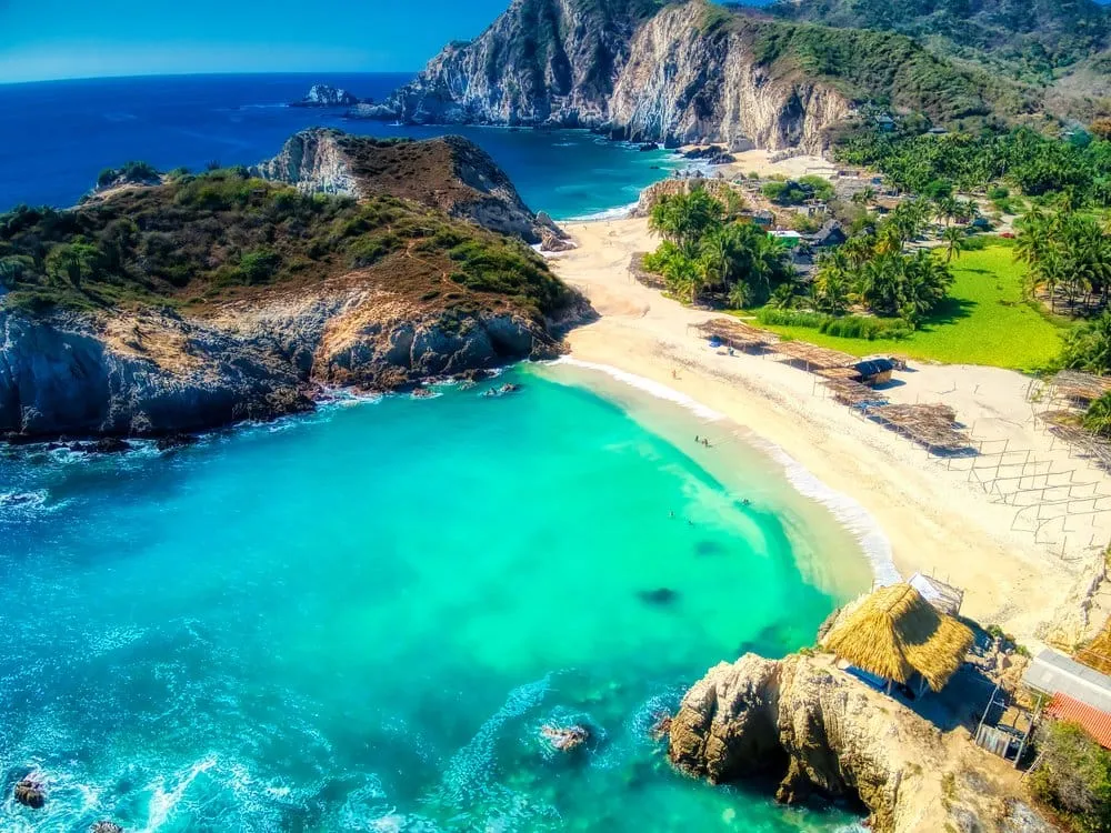 Maruata beach cliffs and Pacific coastline, Michoacán, Mexico