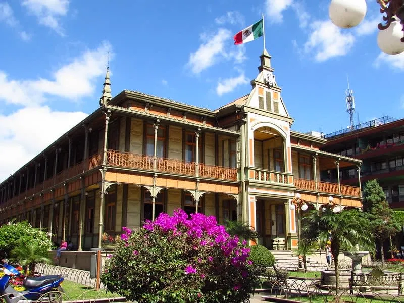 Palacio de Hierro facade in central Orizaba with its ironwork and arched windows