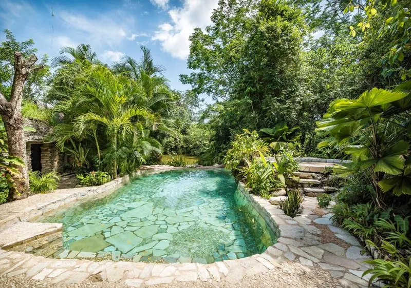 Palenque hotel area in February with A/C, pool, and jungle travel planning