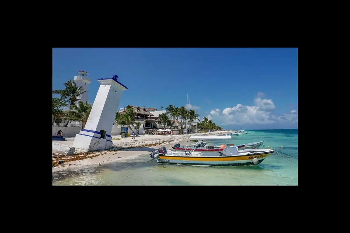 Puerto Morelos in November: Reef Weather, Value & Sargassum