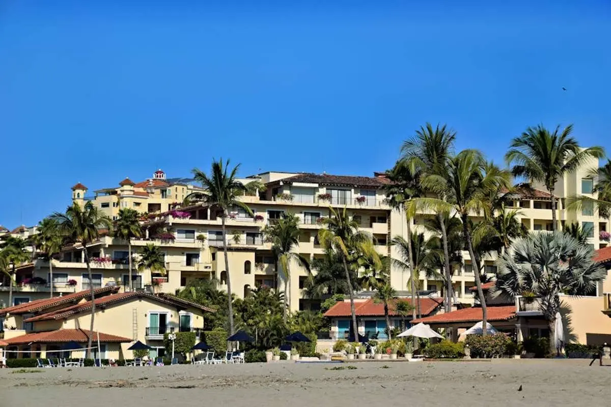 Puerto Vallarta in February: Weather, Whales & Tips