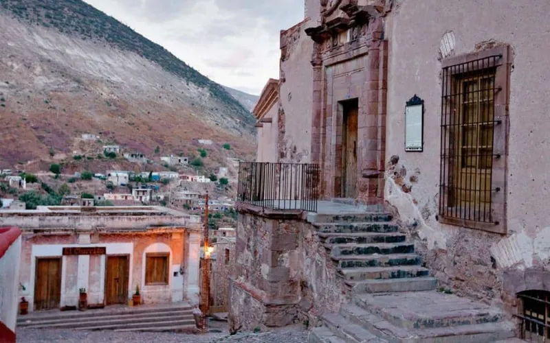Real de Catorce stone streets in September with rainy-season high-desert planning