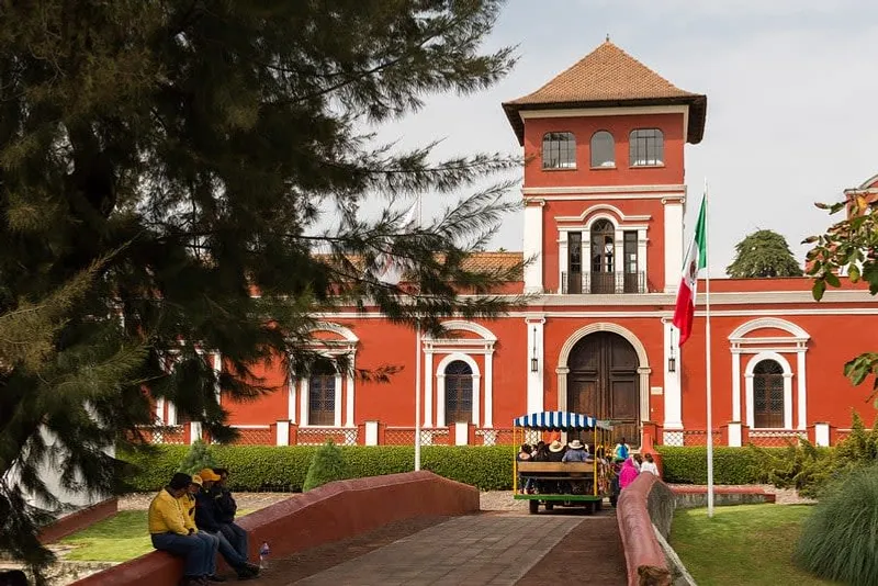 Hacienda-style hotel terrace suited to cool rainy evenings near Valle de Bravo