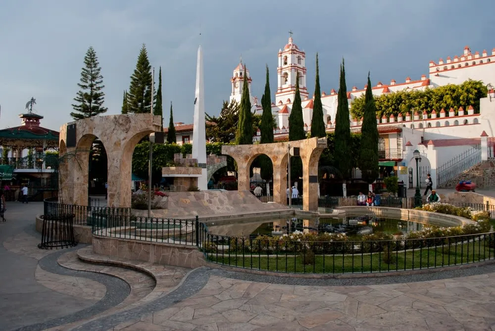 Pool and spa area in Ixtapan de la Sal, Mexico State
