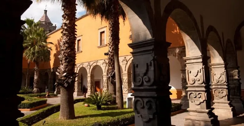 Salamanca museum and cultural stop in May with warm-weather pacing and Bajio travel tips