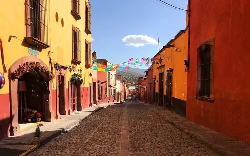 San Miguel de Allende as a polished April alternative to Querétaro