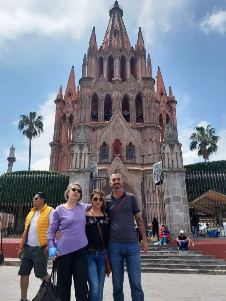 San Miguel de Allende's streets and colonial architecture — the destination after the 3.5–4 hour journey from Guadalajara