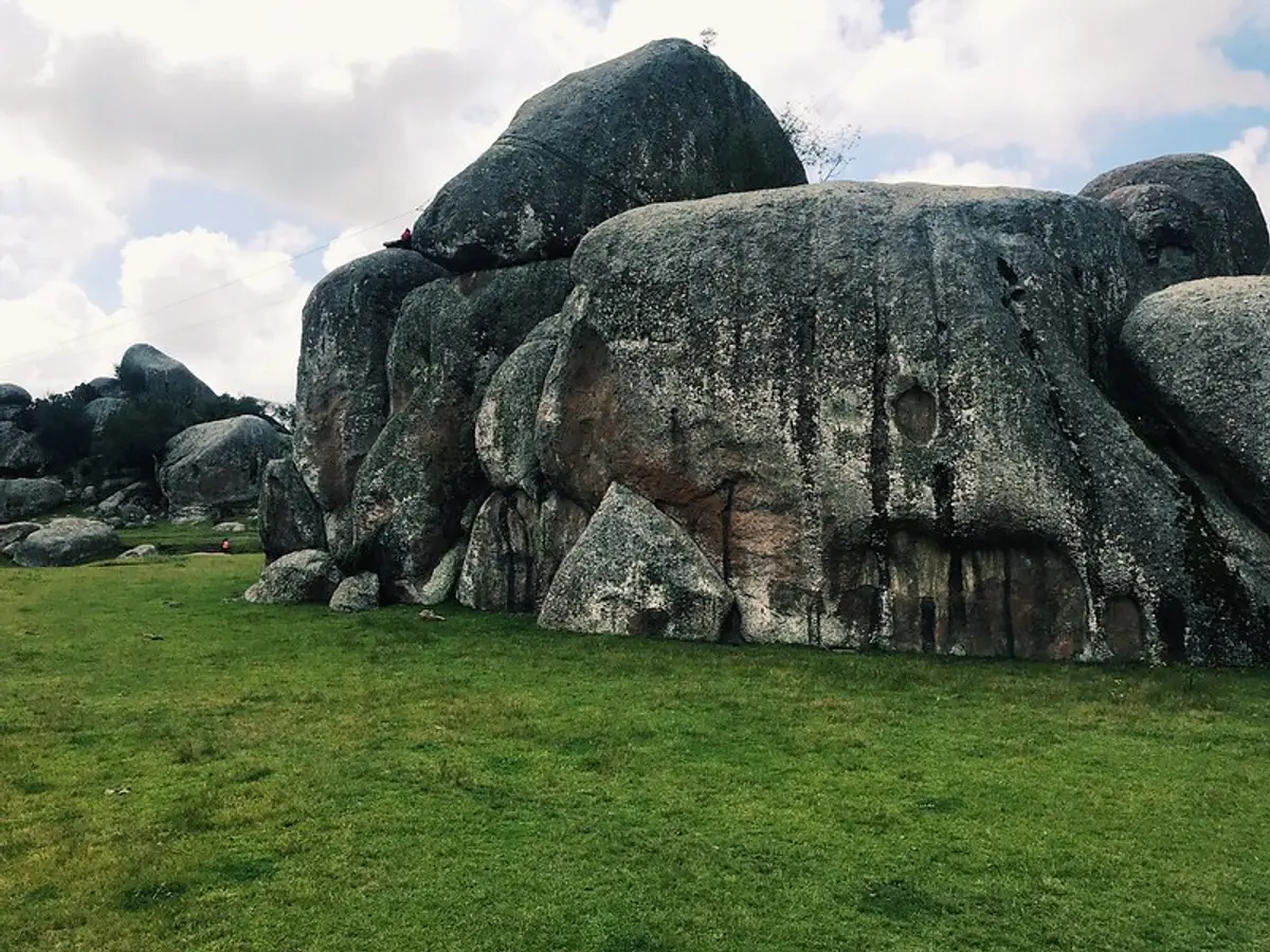 Tapalpa, Jalisco: Complete Pueblo Mágico Guide 2026 (Waterfalls, Cheese & Pine Forests)