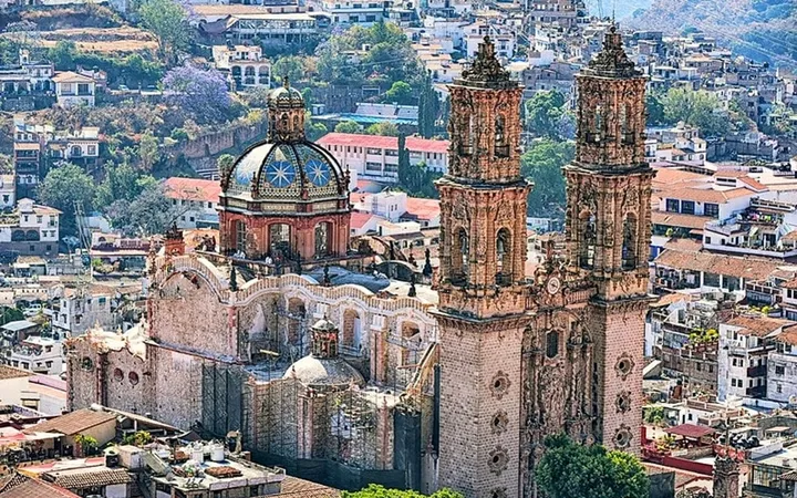 Taxco in December 2026: Weather, Christmas & Travel Tips