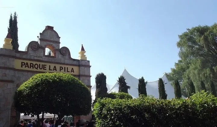 Tequisquiapan in September: Wine, Rain & El Grito