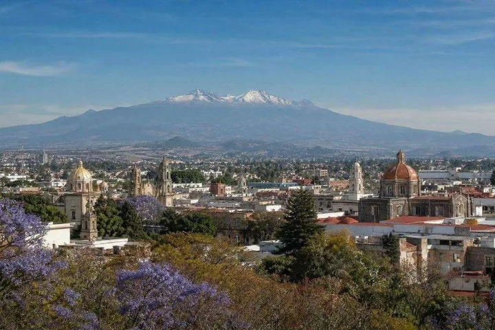 Toluca in April: Weather, Nevado & Tips
