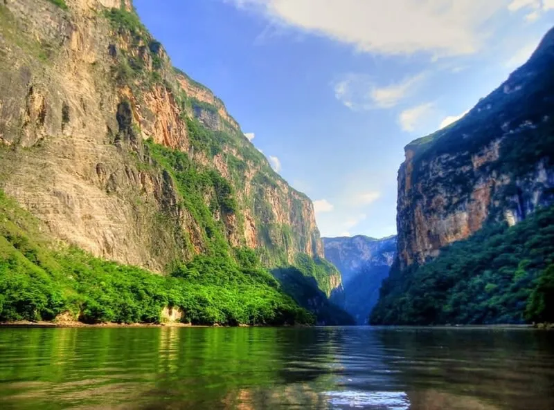 Sumidero Canyon near Tuxtla Gutierrez in January with dry-season cliffs and morning boat timing