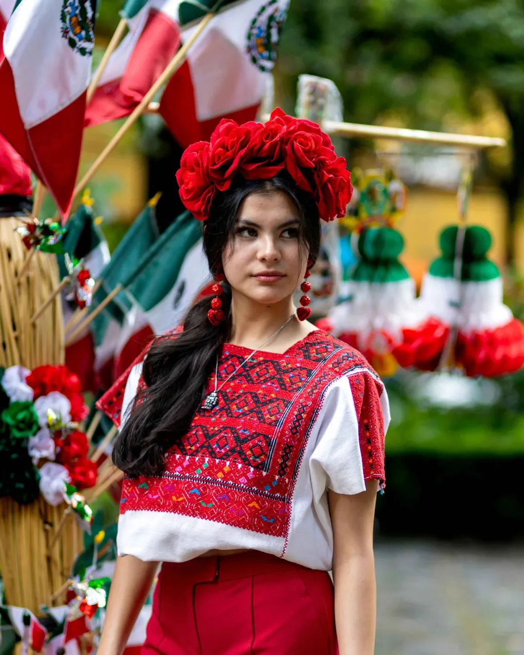 Traditional Mexican Clothing: Mexico’s 12 Most Authentic Outfits Revealed