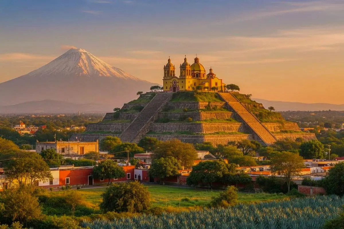 Zacatlán in September: El Grito & Mountain Rain