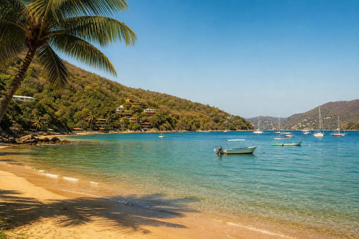Zihuatanejo in April: Weather, Beaches & Easter Tips