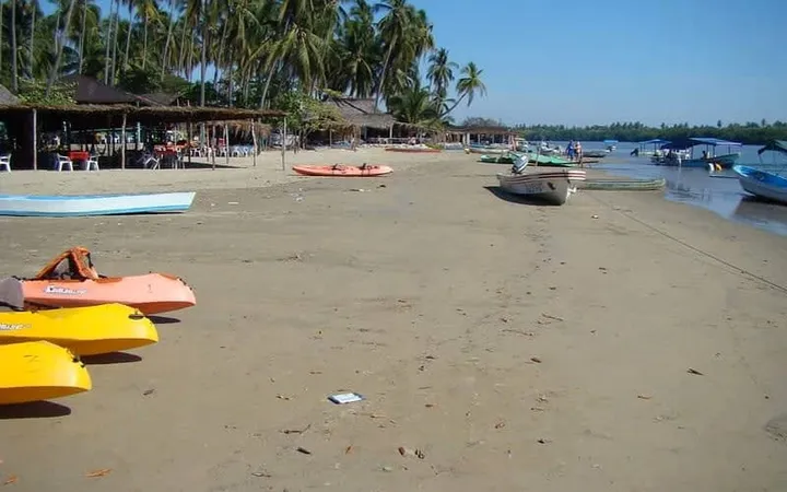 Zihuatanejo in September: Weather, Beaches & Tips