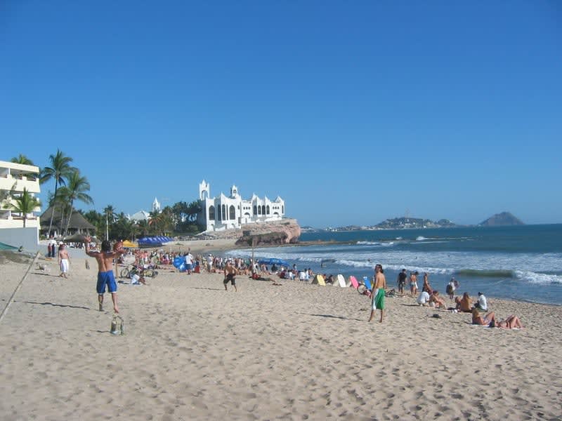 playa sabalos