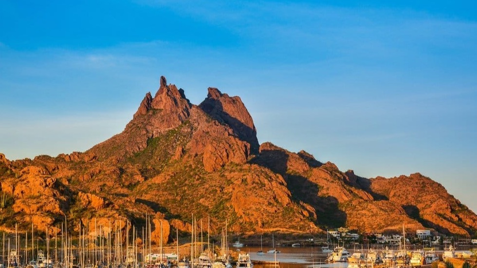 Guaymas malecon and Sea of Cortez water after a hot June day in Sonora