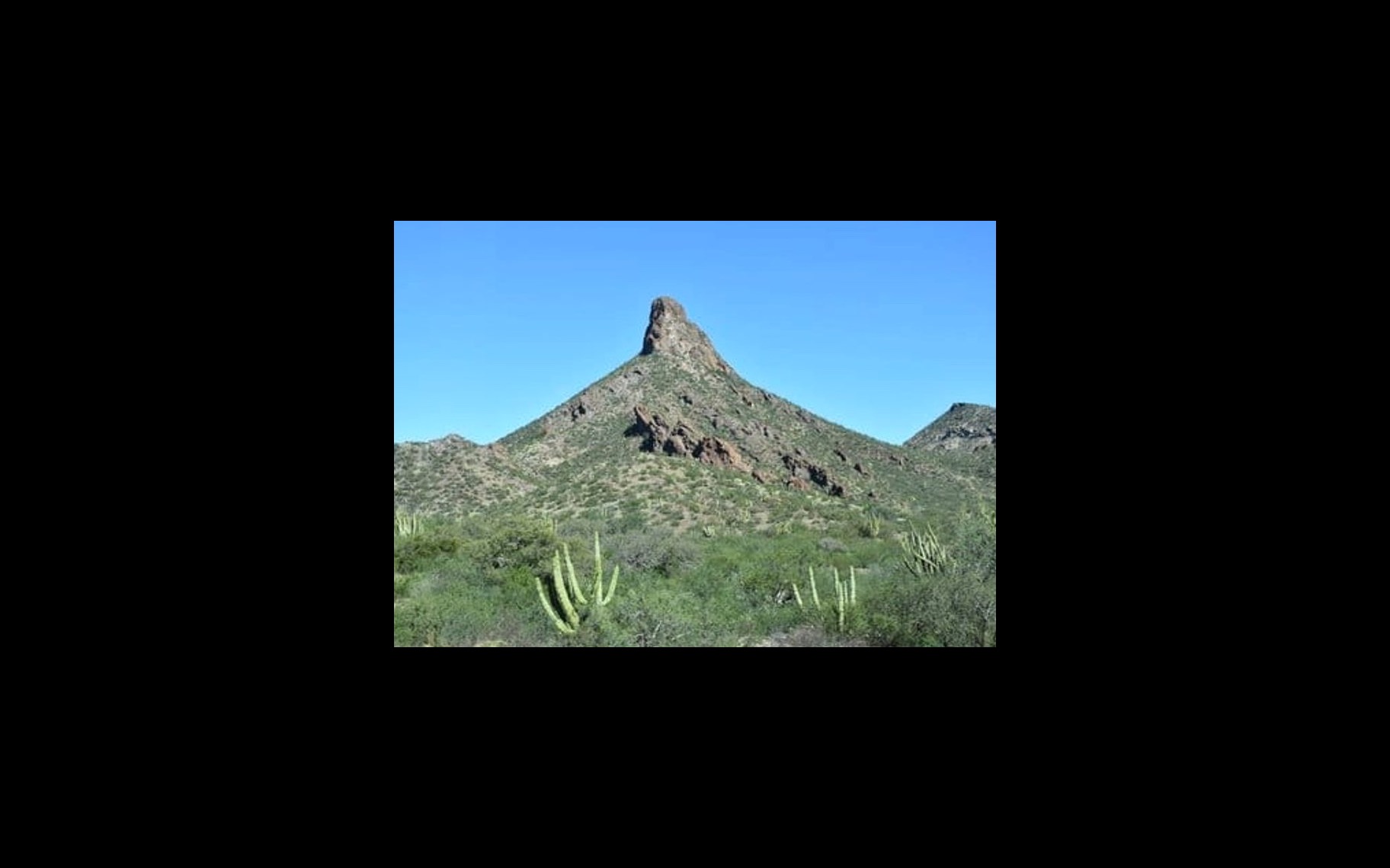 Rocky Sea of Cortez coast near Guaymas under bright May dry-season weather