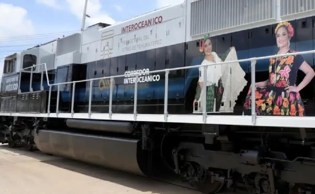 interoceanic train