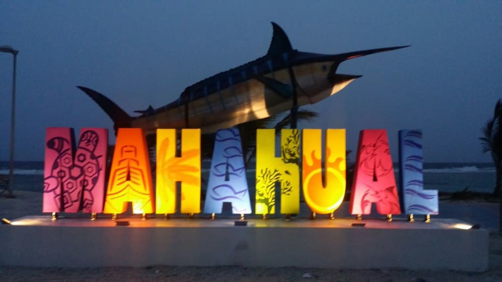 mahahual boardwalk