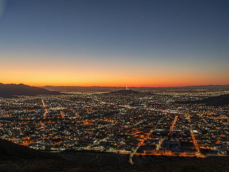 Torreon desert city scene with northern food stops and Cristo de las Noas route context