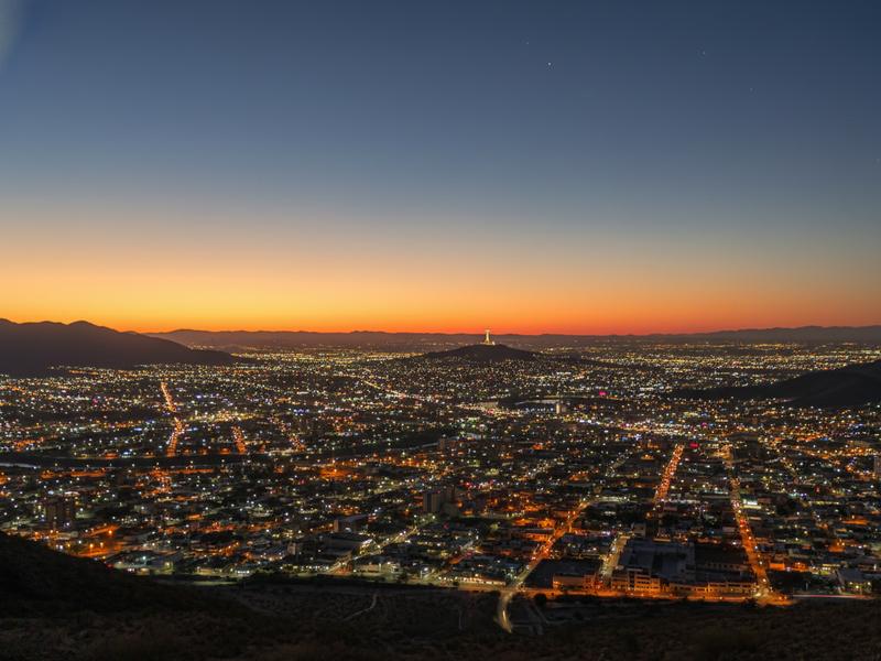 Torreon desert city scene with northern food stops and Cristo de las Noas route context