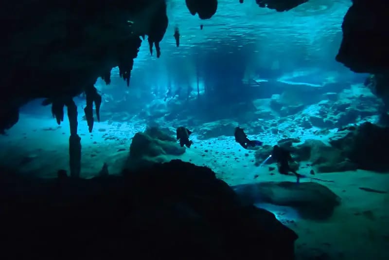 cenote dos ojos